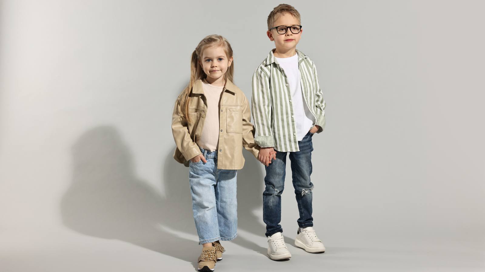 Stock abbigliamento bambino